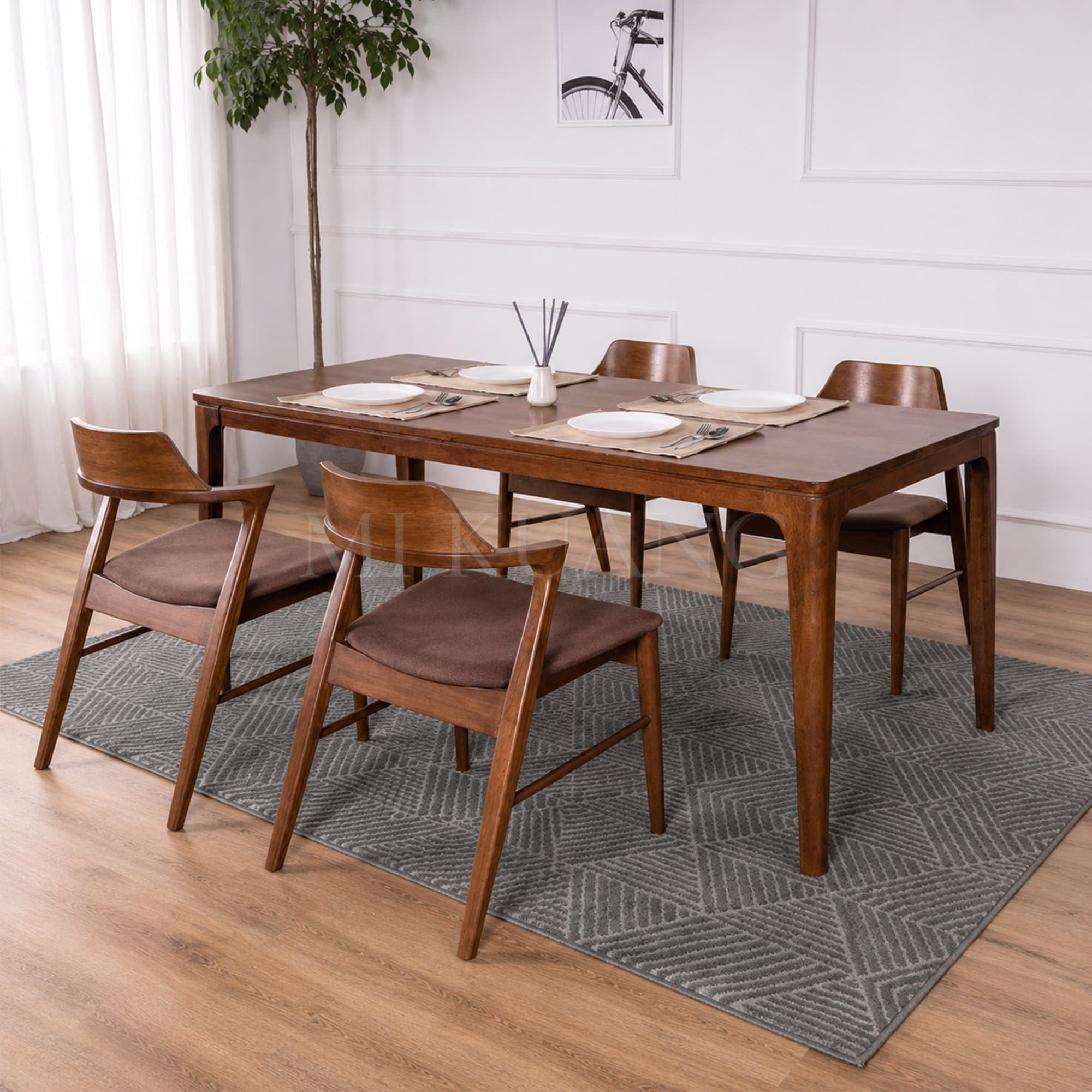 JACOB Dining Table view 2