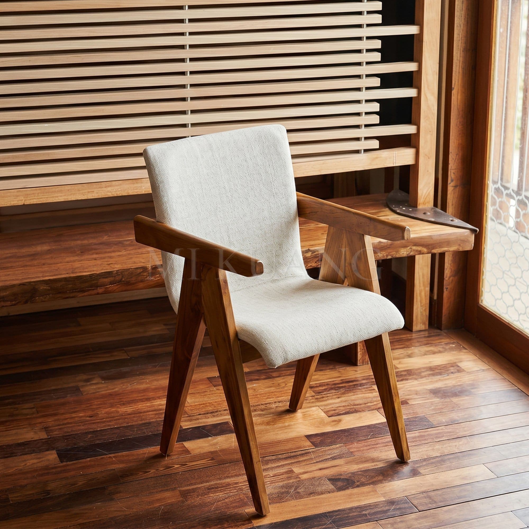MARLOFT Teak Dining Chair (Customizable) view 3