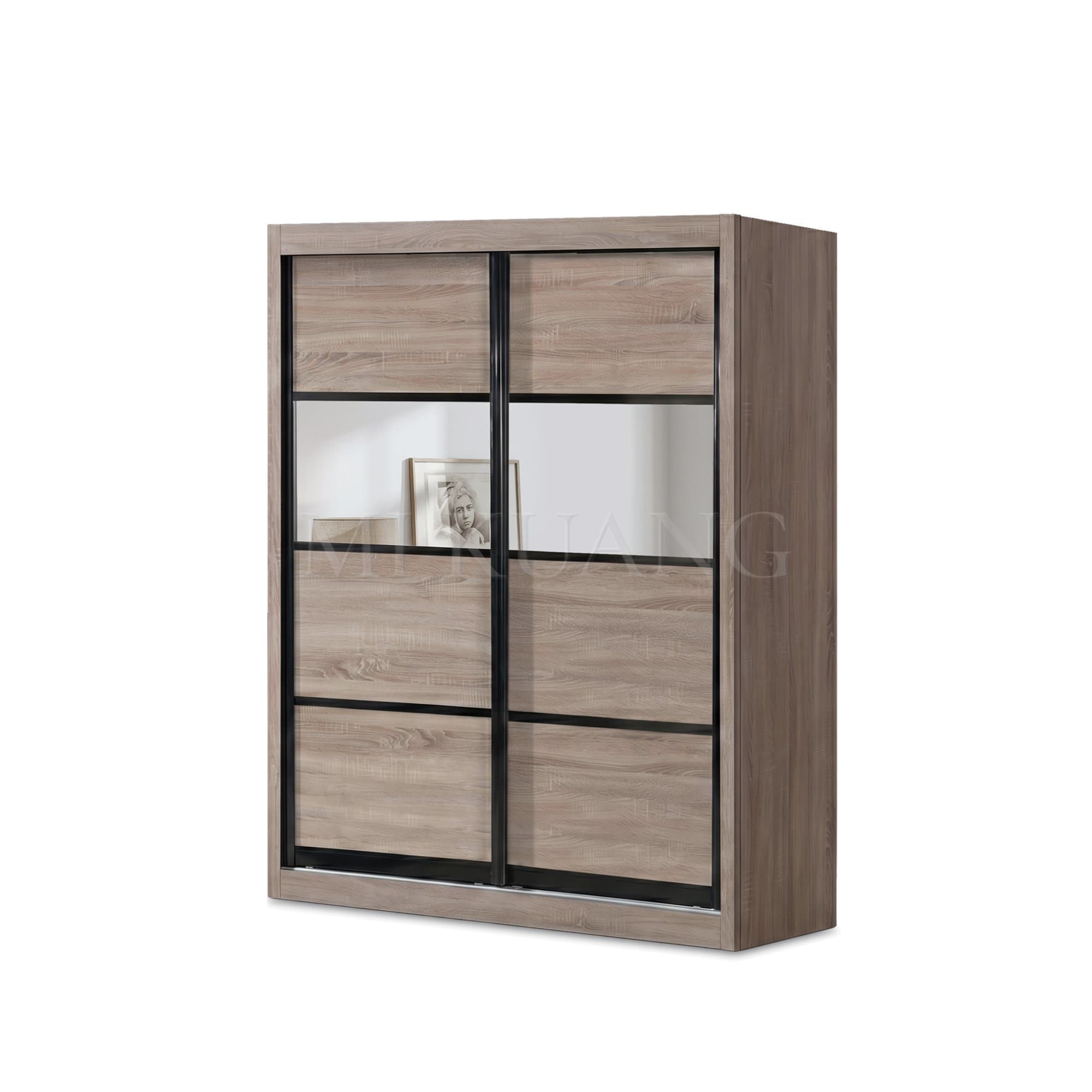 MB REVO - 502 W5F Wardrobe view 1