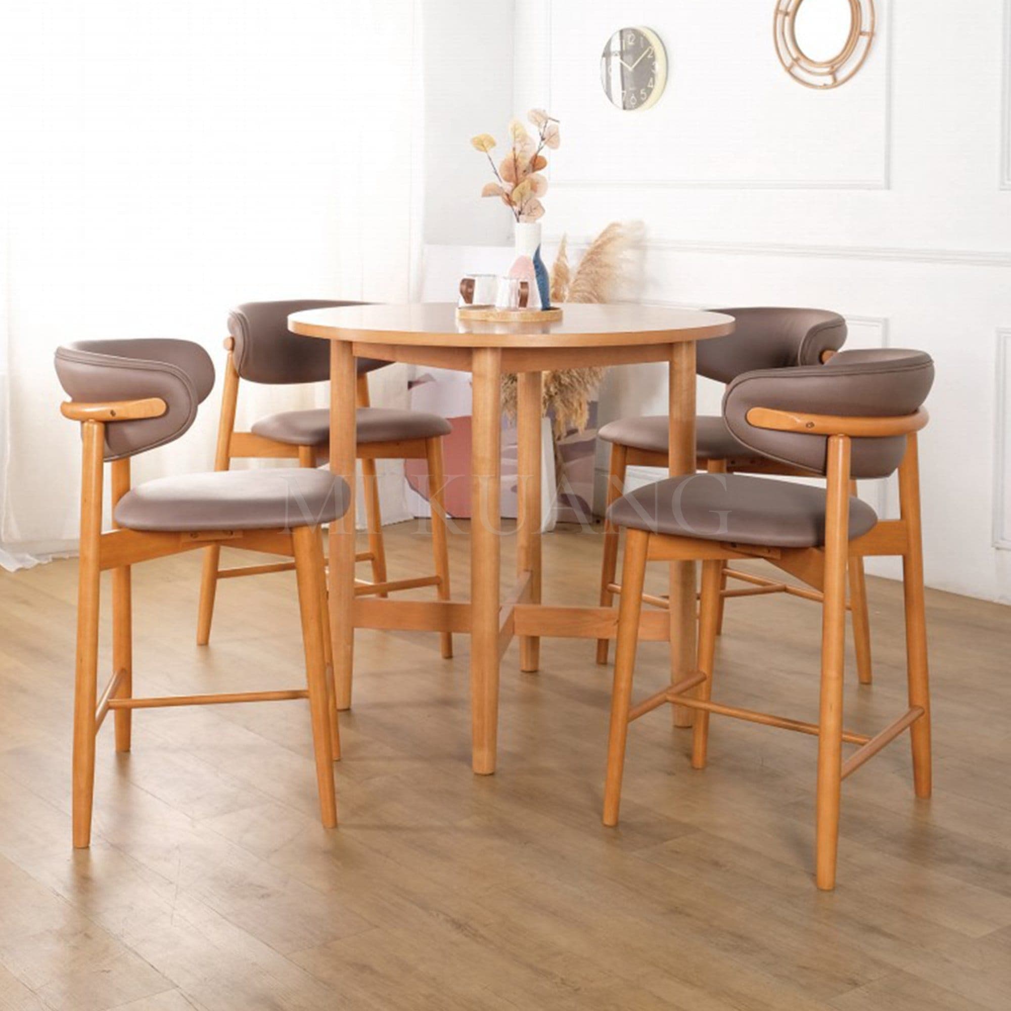 ZOLA Island Chair view 2
