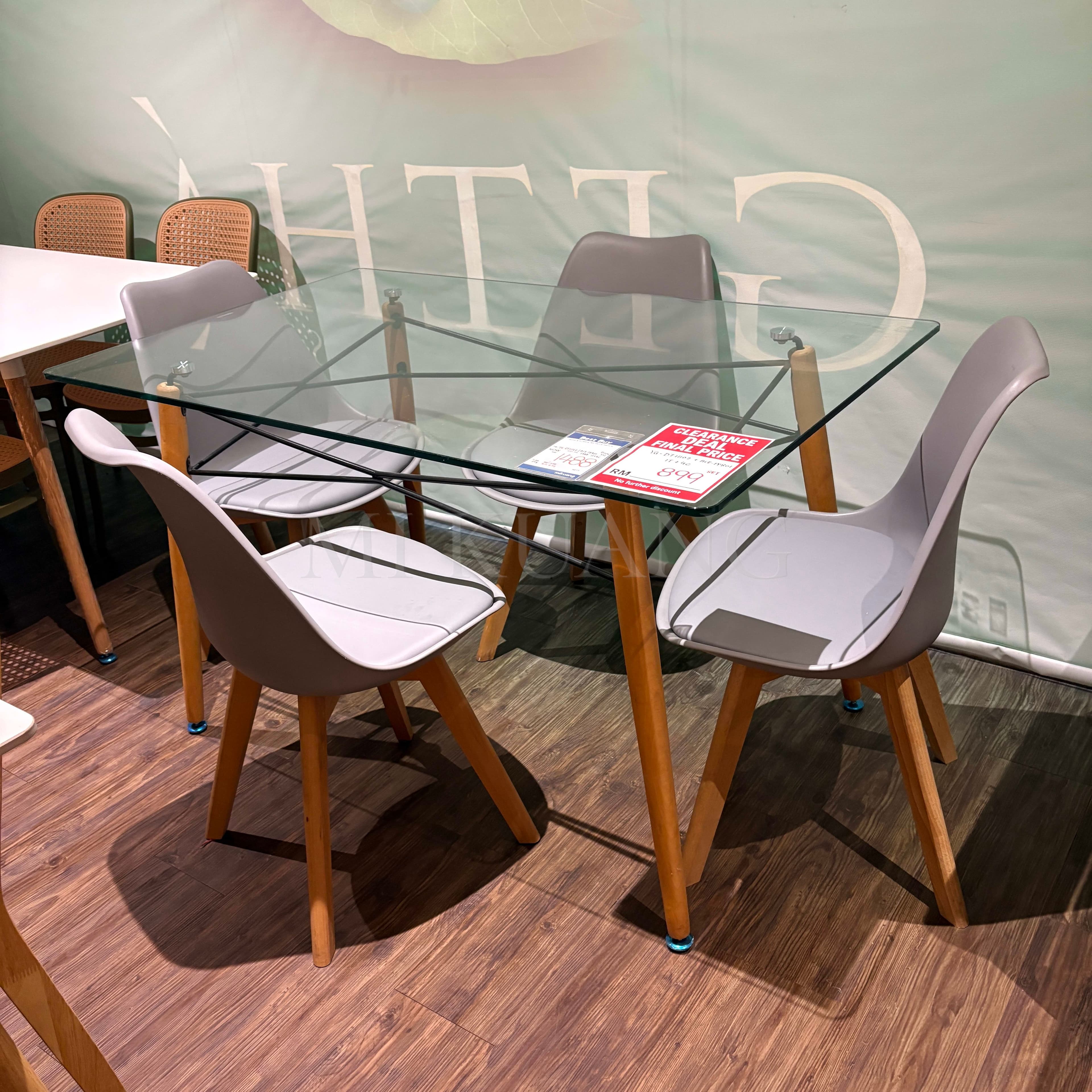 YG-DT11102 Dining Set — Table + 4 ACE-PP801 Chairs