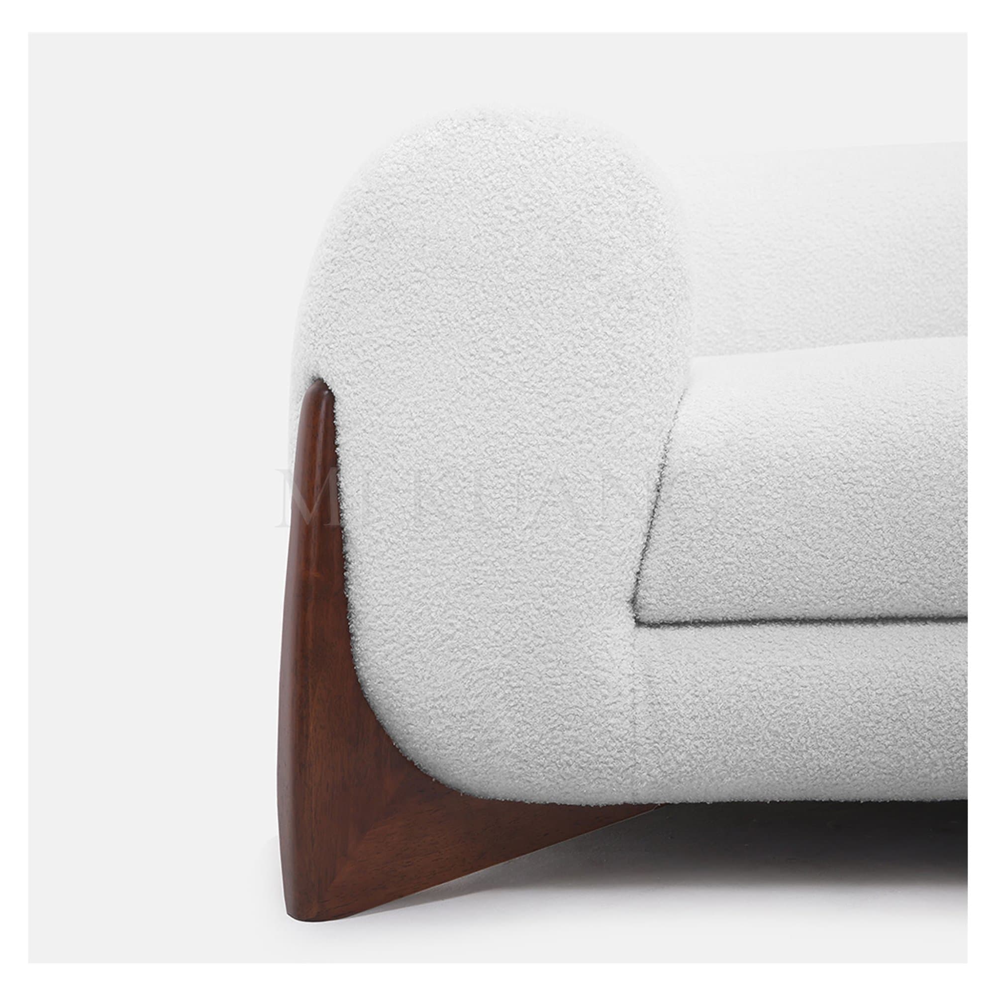 HERA Sofa view 3