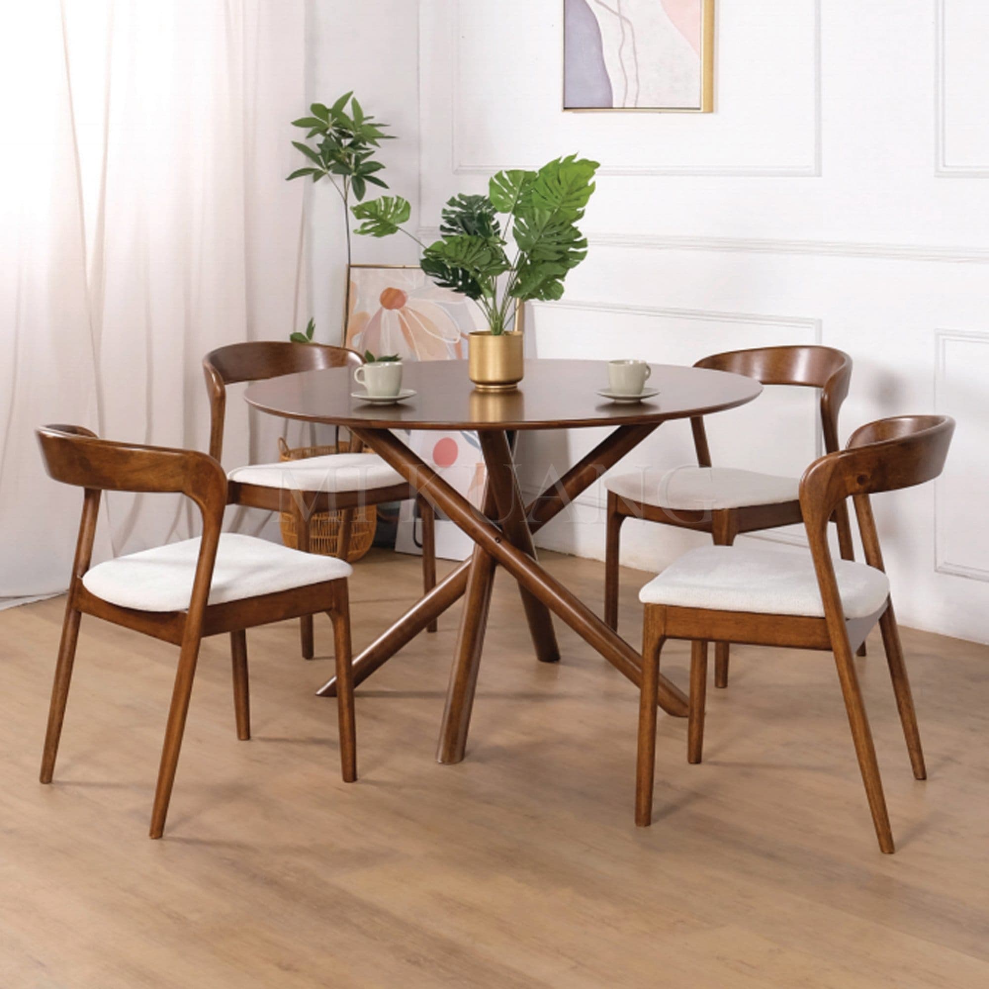 RUBY Round (Medium Brown) Dining Table view 2