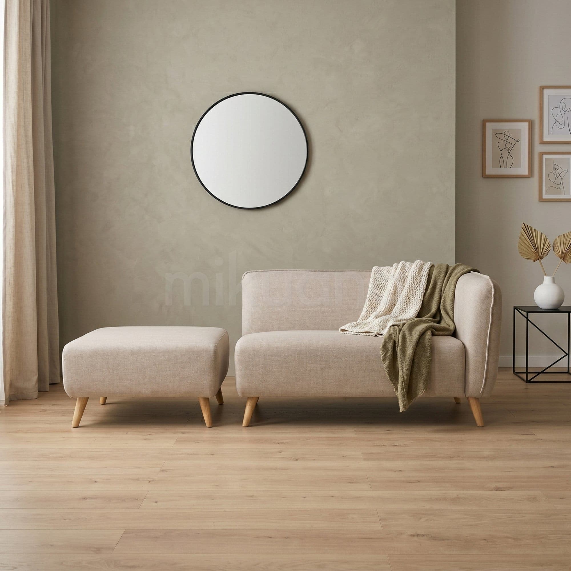 QUKKO Sofa alternate view