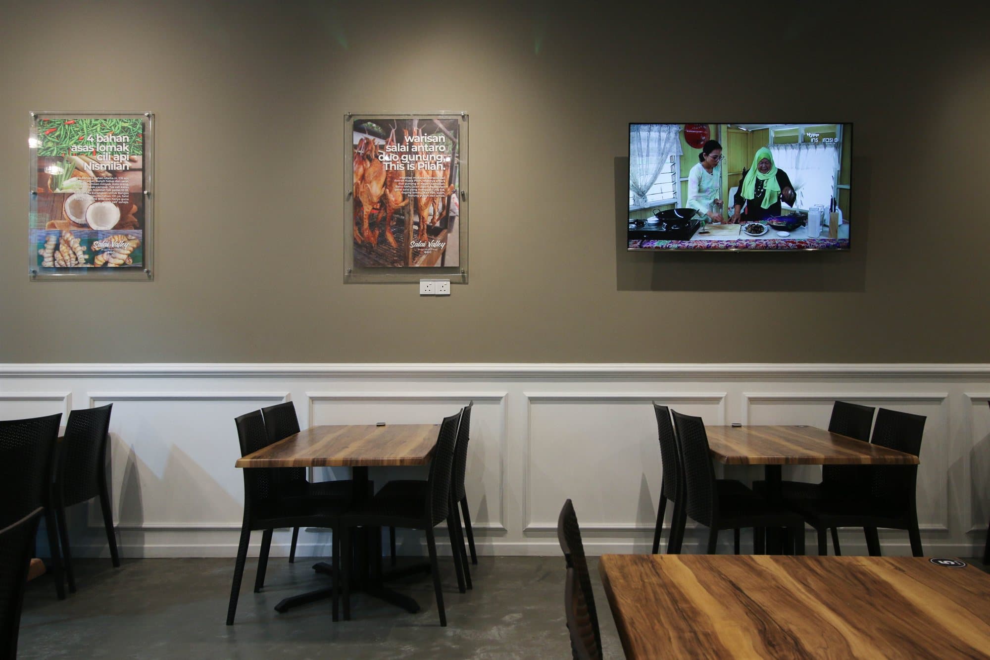 Salai Valley Restaurant - Photo 2