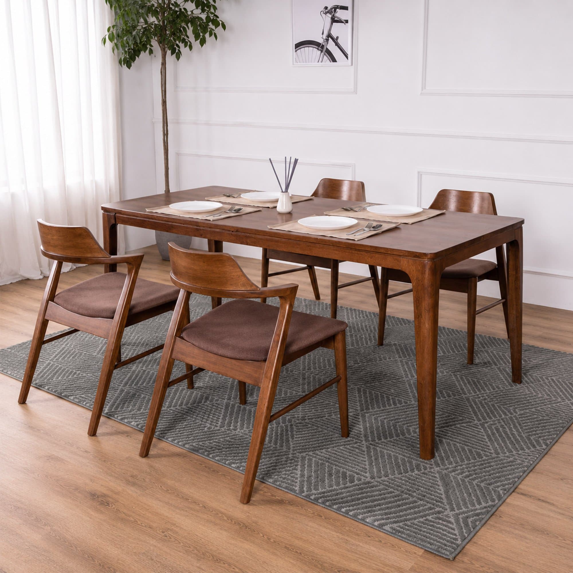 JACOB Dining Table view 2